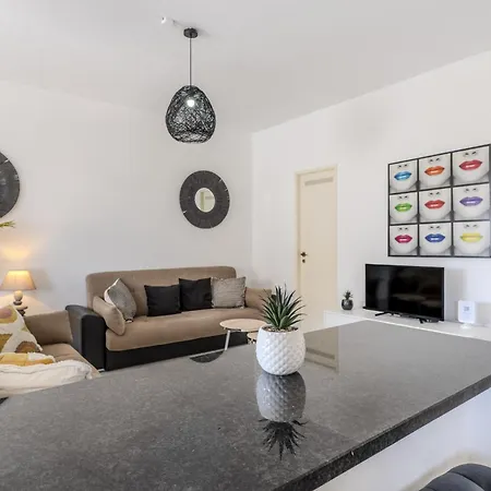 Lägenhet #405 Cozy 1br Retreat Pool Close To Oura Albufeira