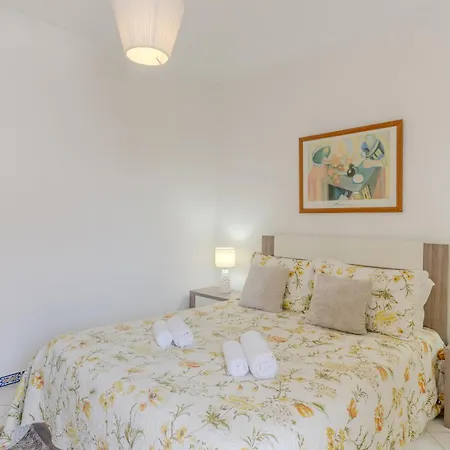 #405 Cozy 1br Retreat Pool Close To Oura Apartament