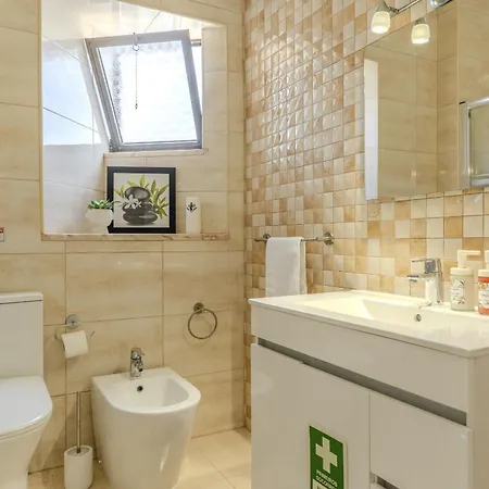 #405 Cozy 1br Retreat Pool Close To Oura Apartament *