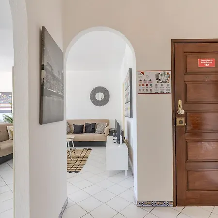 #405 Cozy 1br Retreat Pool Close To Oura Apartament Albufeira